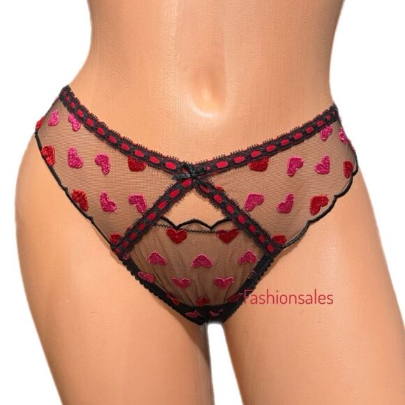 Victorias Secret Dream Angels Heart Embroidery V-string panty black hearts M - Picture 4 of 6